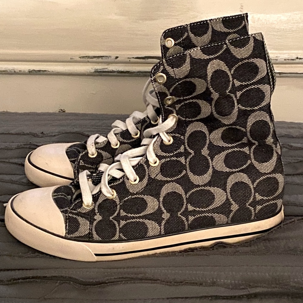 Coach Signature Bonney High Top Denim Women Sneakers. Preowned, good condition.
